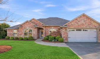 912 Stephanie Ln, Altus, OK 73521