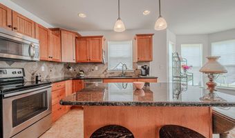 92 RIVER CLIFF Cir, Felton, DE 19943