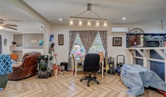 1528 W Idaho Ave, Chickasha, OK 73018