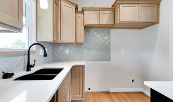 1631 N Magnolia Ct, Andover, KS 67002