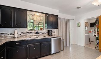 1424 Northwoods Dr, Alma, AR 72921