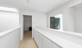 1202 Mission Verde Dr, Camarillo, CA 93012