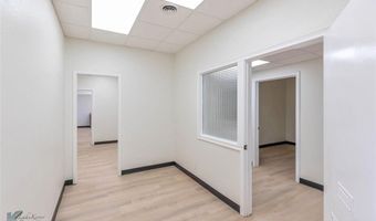 317 N Willis St Suite 2, Abilene, TX 79603