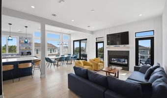 115 9TH St, Beach Haven, NJ 08008
