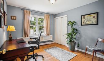 3818 N RIDGEVIEW Rd, Arlington, VA 22207