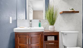 105 E Main St, Anna, OH 45302