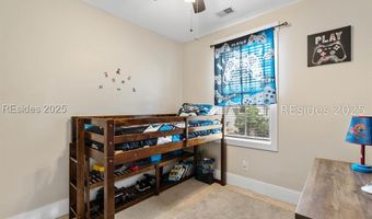 35 Sommer Lake Dr, Beaufort, SC 29902