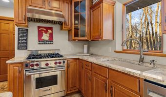 1342 N LAKE Ct, Appleton, WI 54913