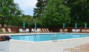 115 Dundee Ct, Aberdeen, NJ 07747