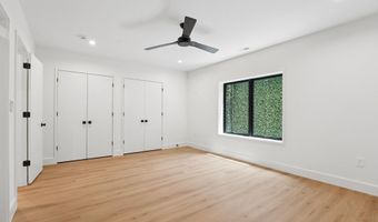 8302 ROBEY Ave, Annandale, VA 22003
