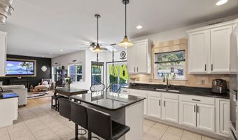126 Manhattan Ave, Bayville, NJ 08721