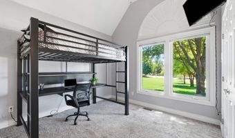 15586 Cedar Ln, Basehor, KS 66007