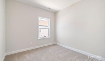 4028 Hidden Oaks Dr, Charlotte, NC 28205