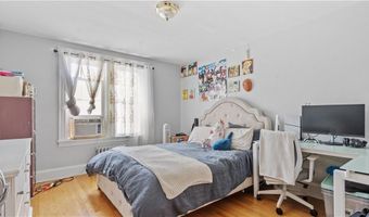 75 Read Ave, Lincoln, RI 02865