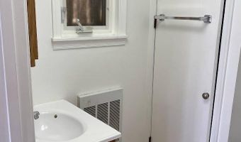 8209 BOX Dr A-UPPER, Baltimore, MD 21226