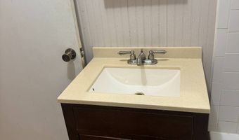 305 NW 3rd St, Antlers, OK 74523