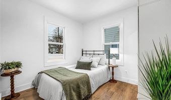 896 Indian Trl, Akron, OH 44314