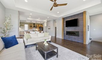 1026 Polaris Way, Charlotte, NC 28205