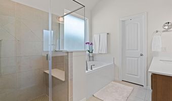 1052 Winecup Ln, Weatherford, TX 76085