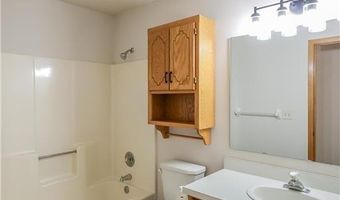 13752 Round Lake Blvd NW, Andover, MN 55304