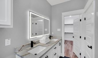 403 Santa Fe St, Alvarado, TX 76009