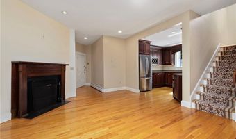 107 Old Beach Rd 2, Newport, RI 02840