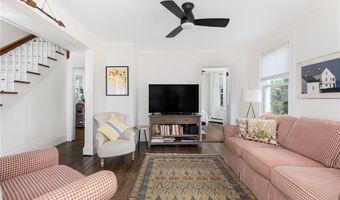 7 Pleasant Vw, Jamestown, RI 02835
