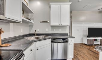 293 W 710 N, Centerville, UT 84014