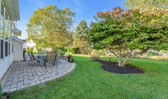 9 Hingham Ln, Barnegat, NJ 08005