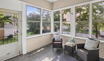 407 E 9th St, Alton, IL 62002