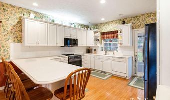 8550 Garbow Ct SE, Alto, MI 49302