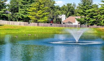 1319 Tahoe Valley Ct, Ballwin, MO 63021