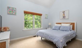 130 Bear Hill Rd 302, Cumberland, RI 02864