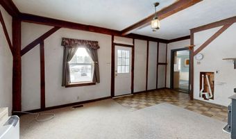 139 Fletcher Rd, Auburn, ME 04210