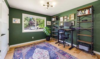 1509 Woodland Dr, Ashland, OR 97520