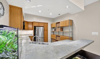 2709 SUMMERVIEW Way 201, Annapolis, MD 21401