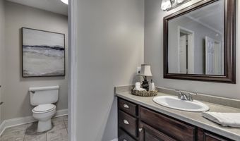 1022 Red Oak Dr, Brandon, MS 39042
