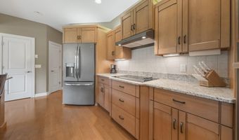 1801 Bent Tree Ct, Auburn, IN 46706