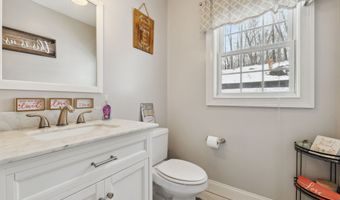 13 Scalise Dr, Columbia, CT 06237