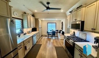 111 S 6Th St, Beresford, SD 57004