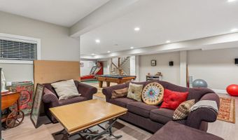 5114 WESSLING Ln, Bethesda, MD 20814