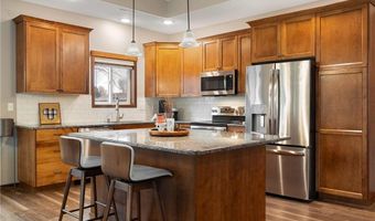 1100 19th Ave SW, Austin, MN 55912