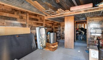 10777 Raging Crab Rd, Ash Fork, AZ 86320