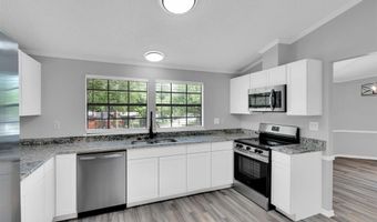 100 Chambers Dr, Alvarado, TX 76009