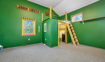 74 Lamper Rd, Alton, NH 03809