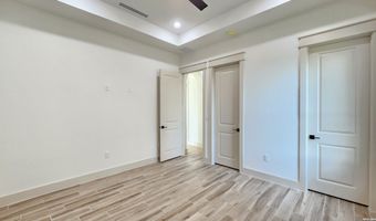 105 PIONEER Trl, Adkins, TX 78101