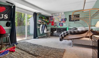726 PLUMTREE Ln, Claymont, DE 19703