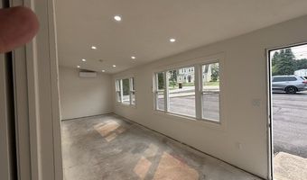 625 Main St, Acushnet, MA 02743
