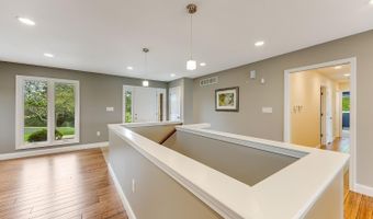 200 Cobb Rd, Aurora, IN 47001