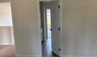 796 Rodeo Dr, Auburn, GA 30011